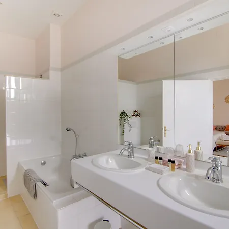 La Des Ducs Couette-café 3*